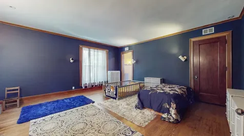 5235 South University Avenue Chicago IL 60615