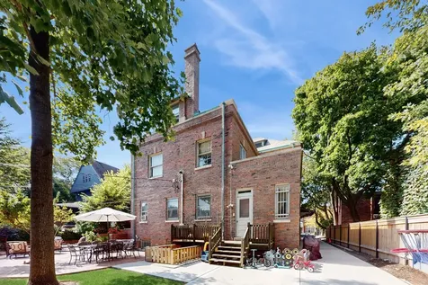 5235 South University Avenue Chicago IL 60615