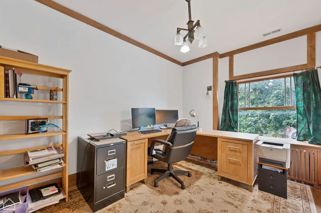 1201 East 56th Street Chicago IL 60637