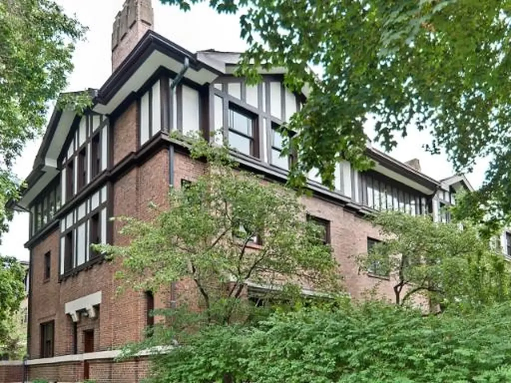 1201 East 56th Street Chicago IL 60637