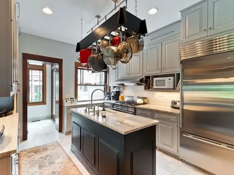 1201 East 56th Street Chicago IL 60637