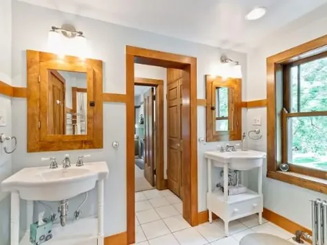 1201 East 56th Street Chicago IL 60637