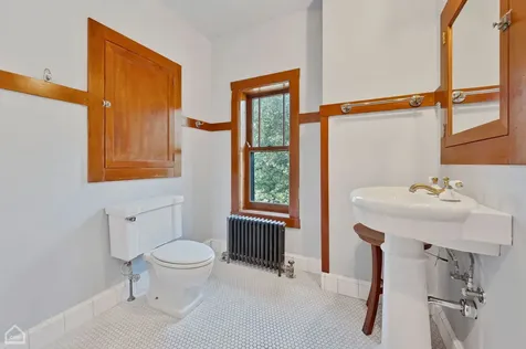 1201 East 56th Street Chicago IL 60637