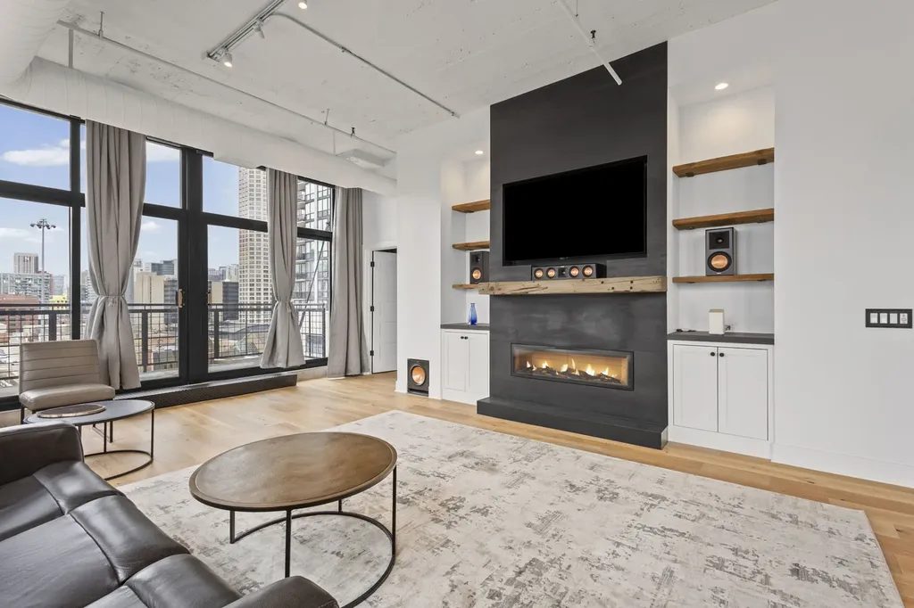 728 West Jackson Boulevard Chicago IL 60661