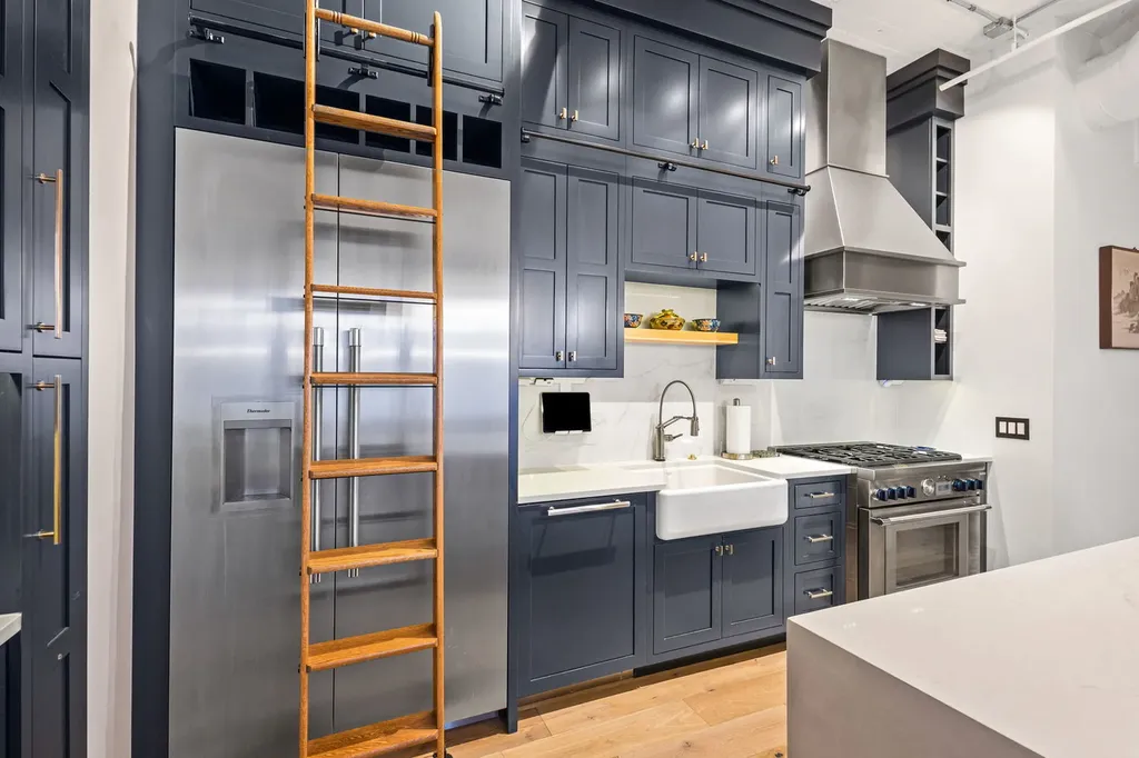 728 West Jackson Boulevard Chicago IL 60661