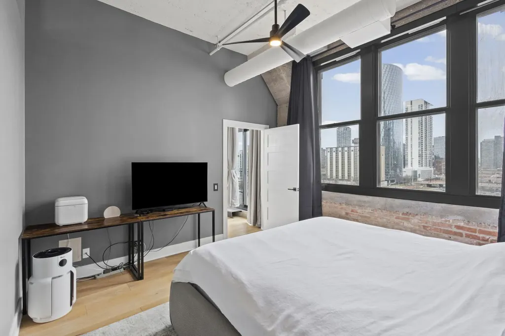 728 West Jackson Boulevard Chicago IL 60661