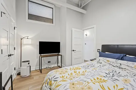 728 West Jackson Boulevard Chicago IL 60661