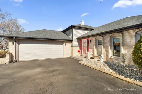 19121 Roy Street Lansing IL 60438