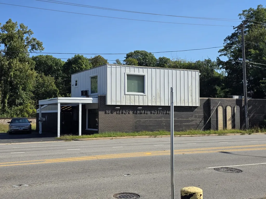 337 West Maple Street New Lenox IL 60451