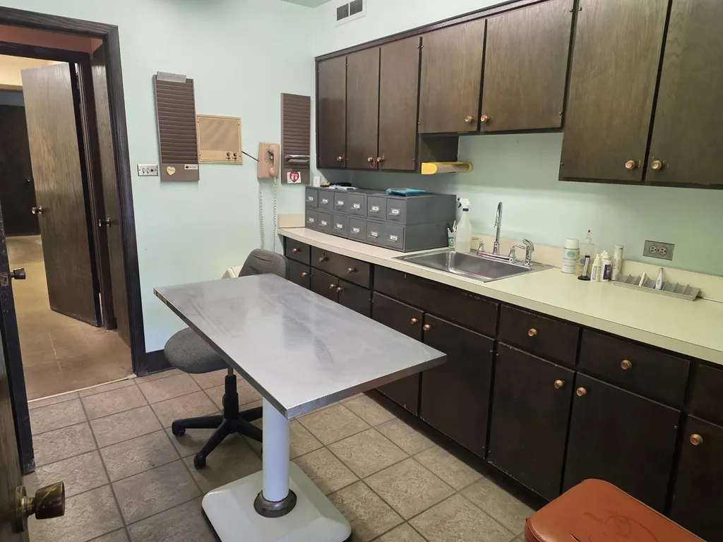 337 West Maple Street New Lenox IL 60451