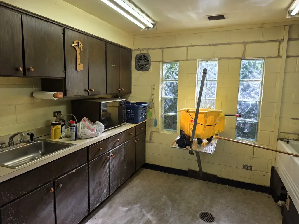 337 West Maple Street New Lenox IL 60451