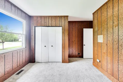 1225 Laurel Avenue Deerfield IL 60015