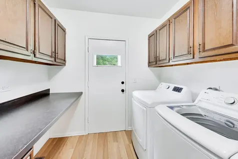 1225 Laurel Avenue Deerfield IL 60015