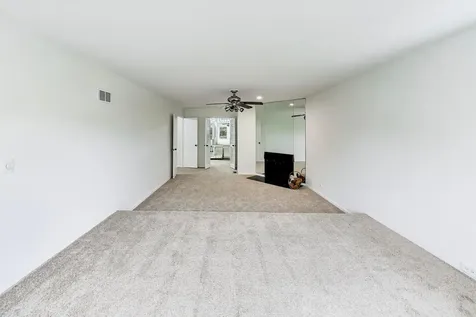 1225 Laurel Avenue Deerfield IL 60015