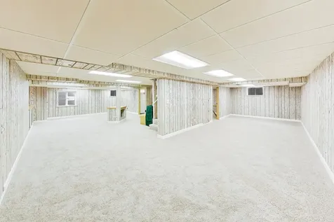 1225 Laurel Avenue Deerfield IL 60015