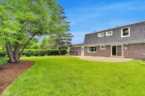 1225 Laurel Avenue Deerfield IL 60015