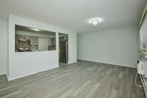 1320A Lore Lane Lombard IL 60148