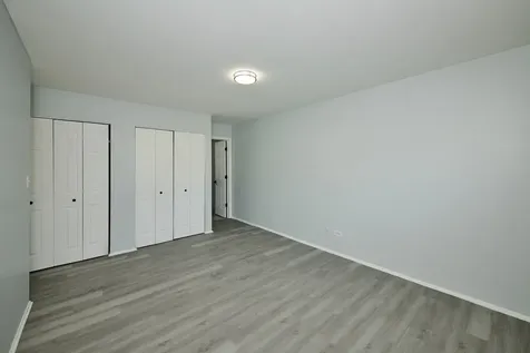 1320A Lore Lane Lombard IL 60148