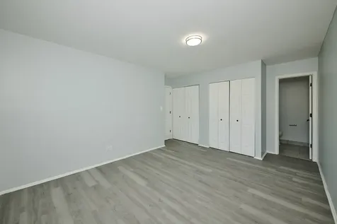 1320A Lore Lane Lombard IL 60148