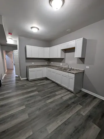 7121 South Perry Avenue Chicago IL 60621