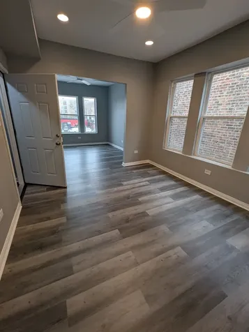 7121 South Perry Avenue Chicago IL 60621