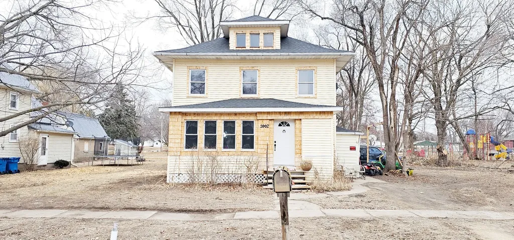1002 Locust Street Thomson IL 61285