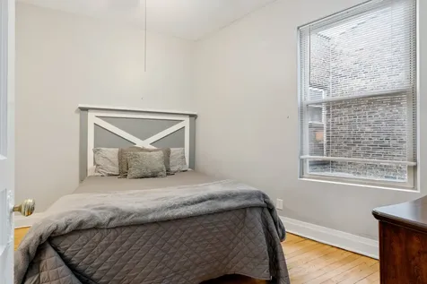 3801 North Clark Street Chicago IL 60613