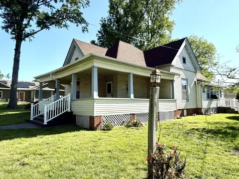 811 North Market Street Marion IL 62959