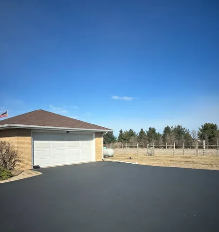 29428 East 500 North Road Leroy IL 61752