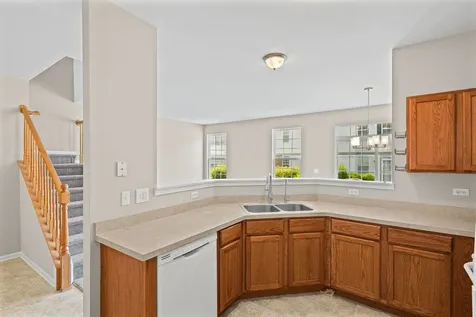 535 North Red Deer Road Round Lake IL 60073