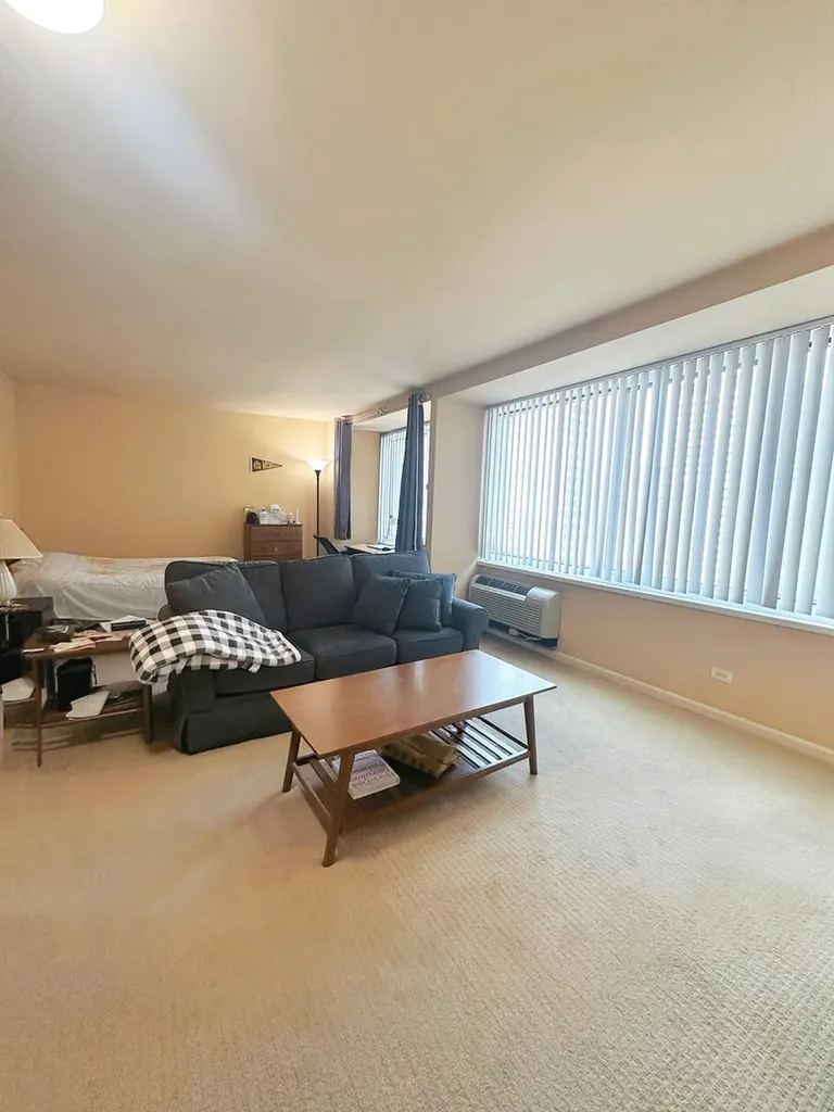 211 East Ohio Street Chicago IL 60611