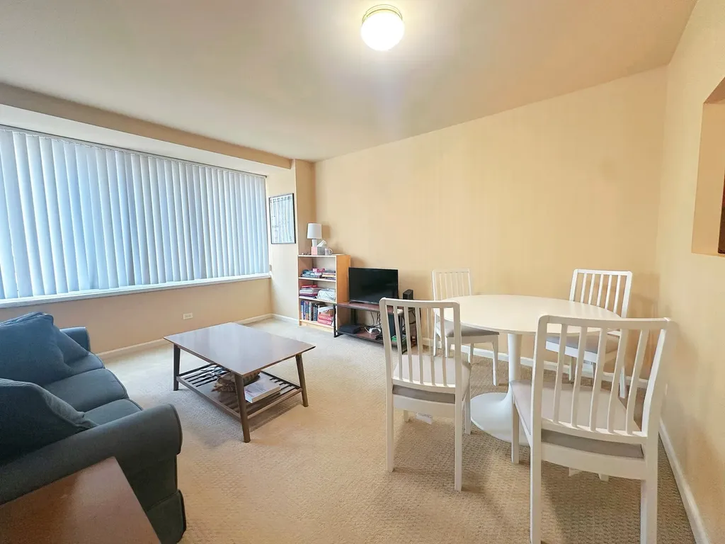 211 East Ohio Street Chicago IL 60611
