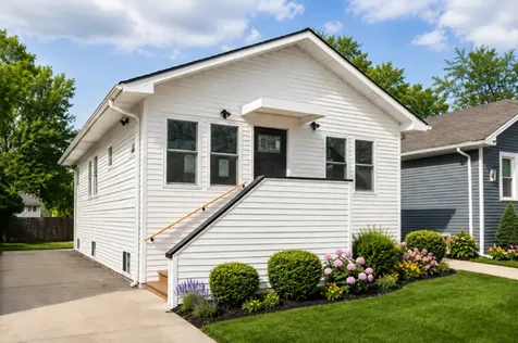1924 South 17th Avenue Maywood IL 60153