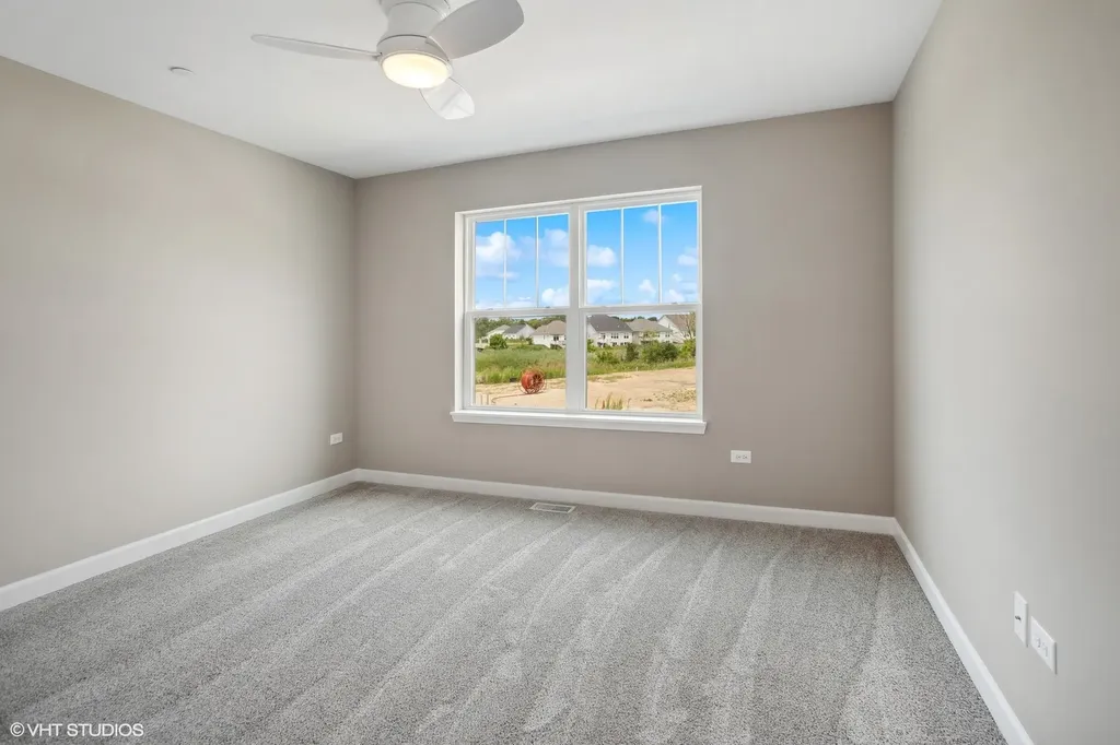 276 Masters Drive Addison IL 60101