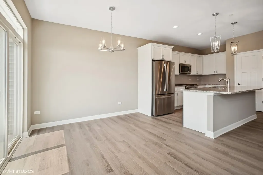 276 Masters Drive Addison IL 60101