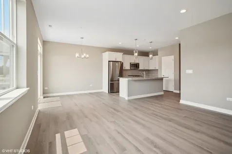 276 Masters Drive Addison IL 60101