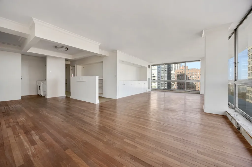 320 West Oakdale Avenue Chicago IL 60657