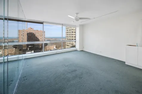 320 West Oakdale Avenue Chicago IL 60657