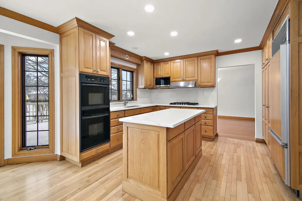 13332 South 88th Avenue Orland Park IL 60462