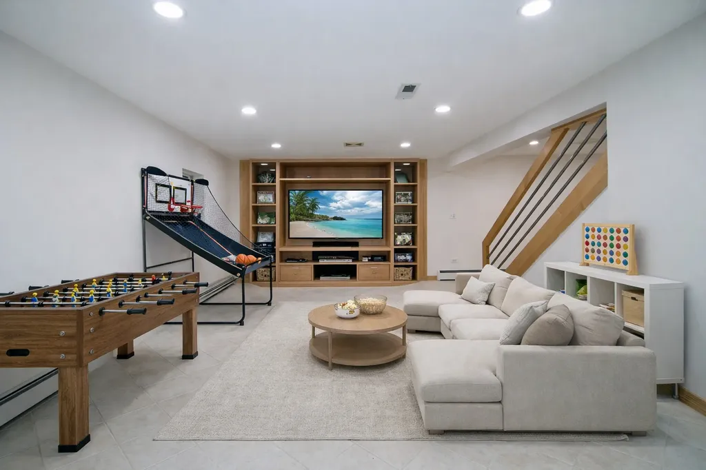 13332 South 88th Avenue Orland Park IL 60462