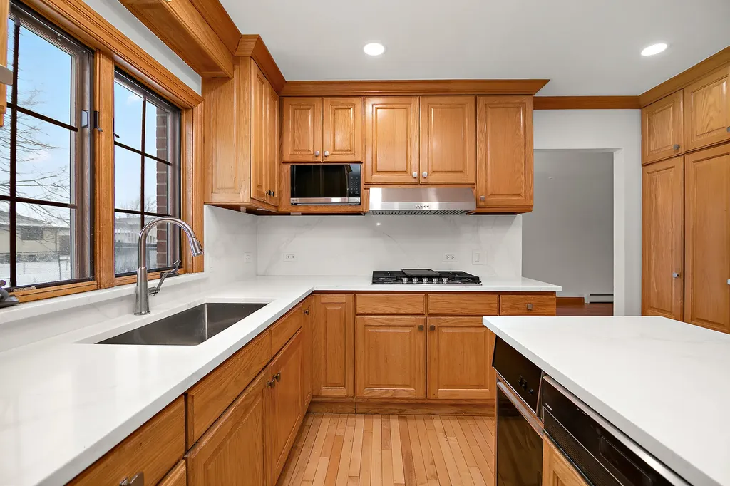 13332 South 88th Avenue Orland Park IL 60462