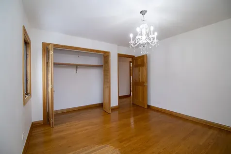 13332 South 88th Avenue Orland Park IL 60462