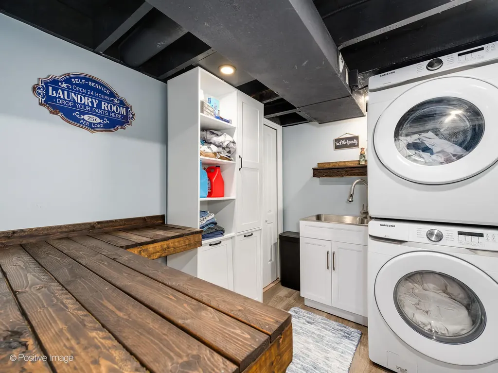 816 South Cedar Road New Lenox IL 60451