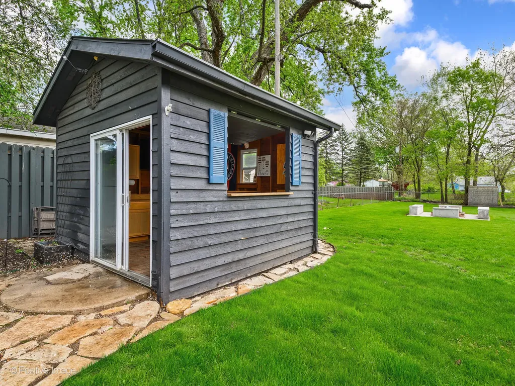 816 South Cedar Road New Lenox IL 60451