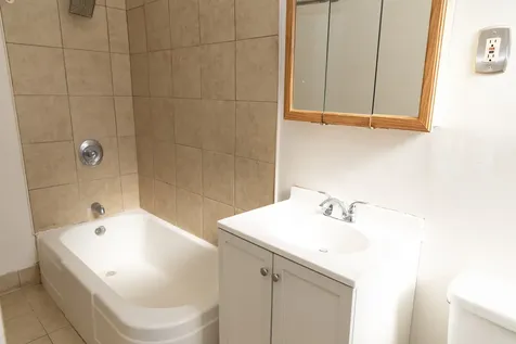 940 East 48th Street Chicago IL 60615