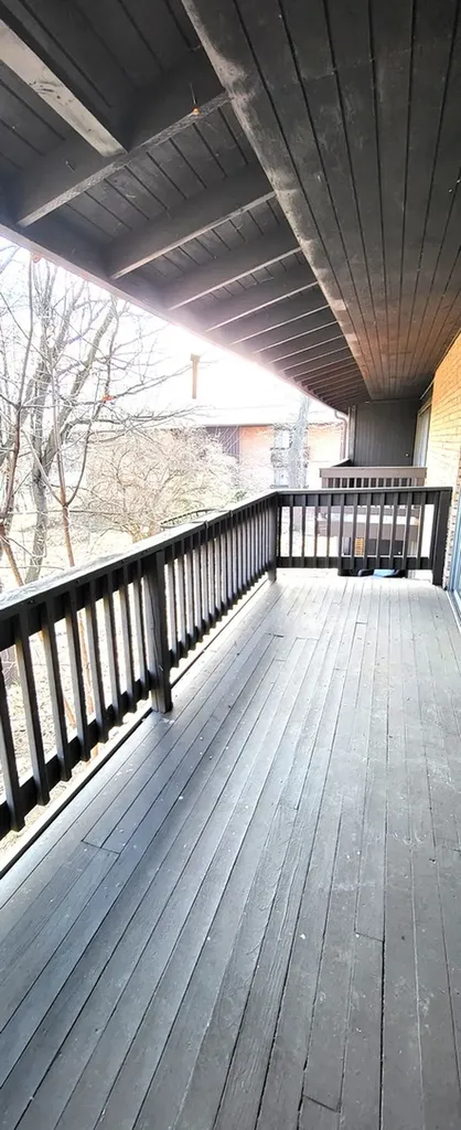 1607 East Maple Terrace Lisle IL 60532