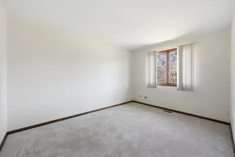 831 Violet Lane Matteson IL 60443