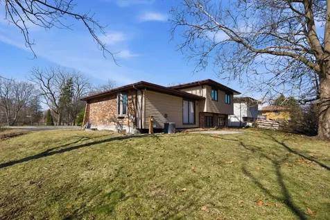831 Violet Lane Matteson IL 60443