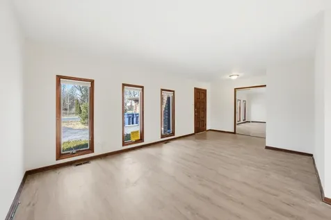 831 Violet Lane Matteson IL 60443