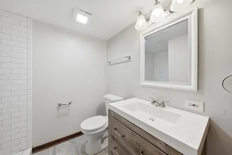 831 Violet Lane Matteson IL 60443
